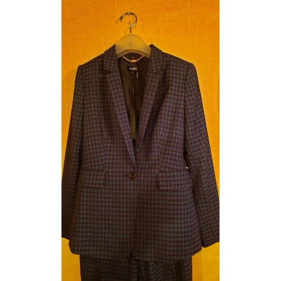 DKNY STRAIGHT LEG PANTSUIT 🆕 - Picture 3 of 4